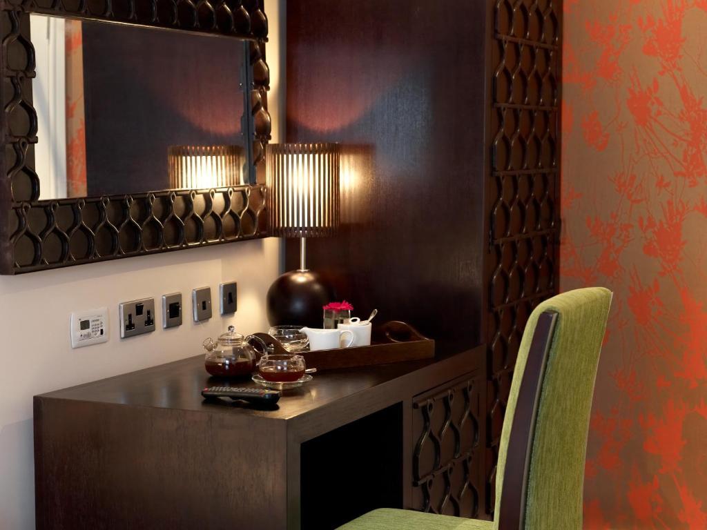 Cinnabar Hotel Хартфорд Экстерьер фото